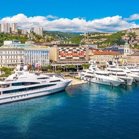 Rijeka Apartment With Free Parking And Large Balcony Zewnętrze zdjęcie